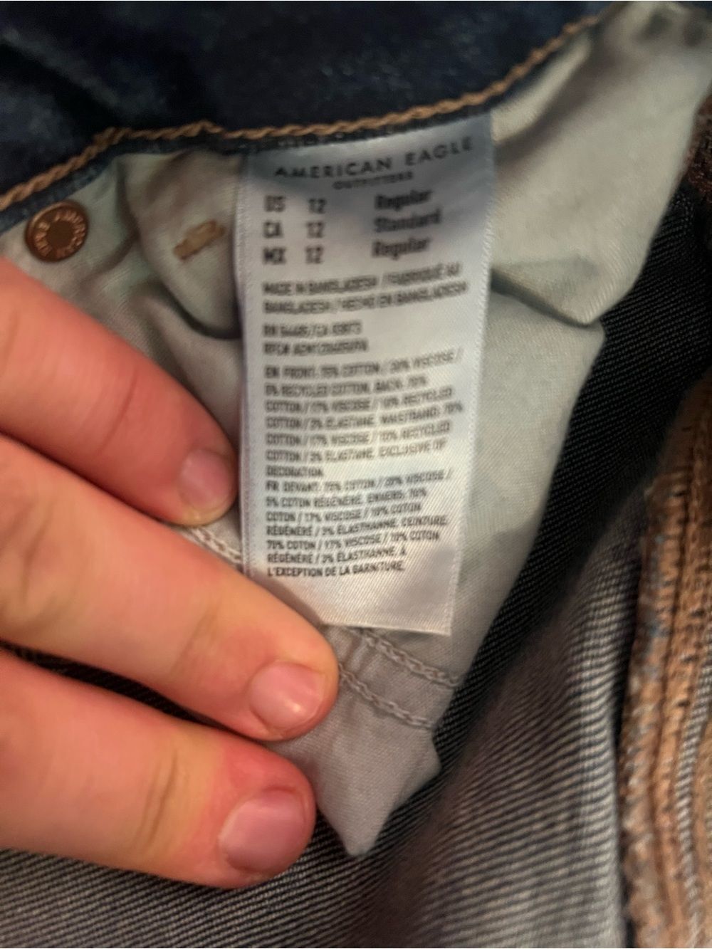 American Eagle Outfitters Dark Blue Cropped Straight Jeans - Picture 4 of 4